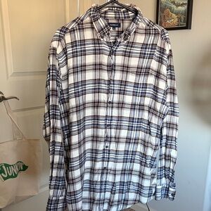 Croft&Barrow Men's Navy and White Checkered flannel Shirt